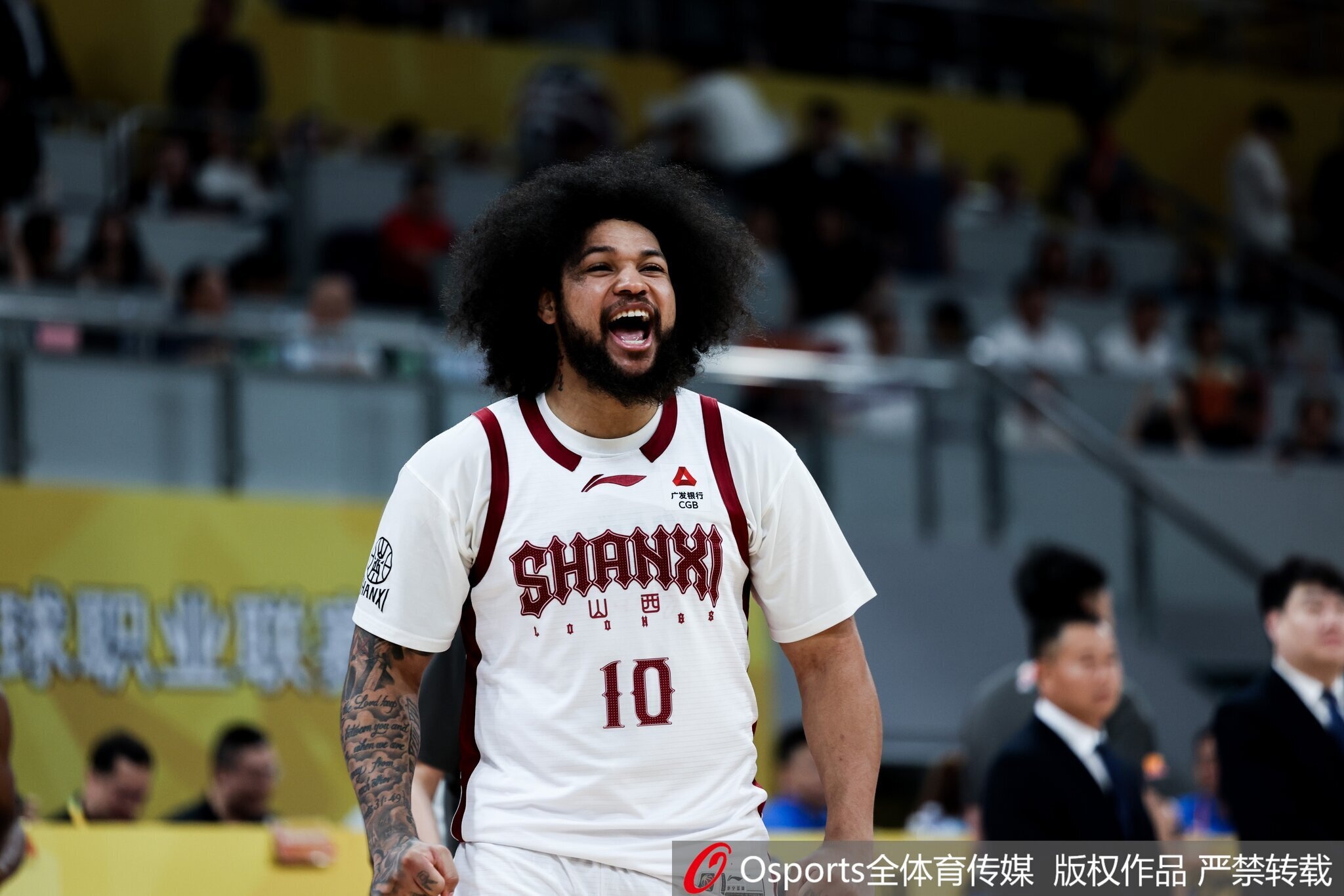 上赛季曾为山西效力!媒体人:北控男篮签约外援戴申·尼克斯