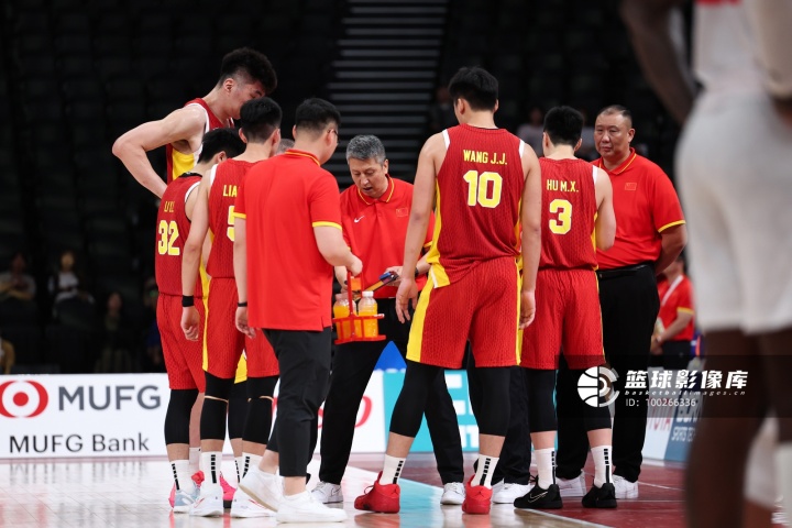 杨毅:为啥不派最强阵打亚运?不能奥运会进不去 这弱的又瞧不上 杨毅:为啥不派最强阵打亚运?不能奥运会进不去 这弱的又瞧不上
